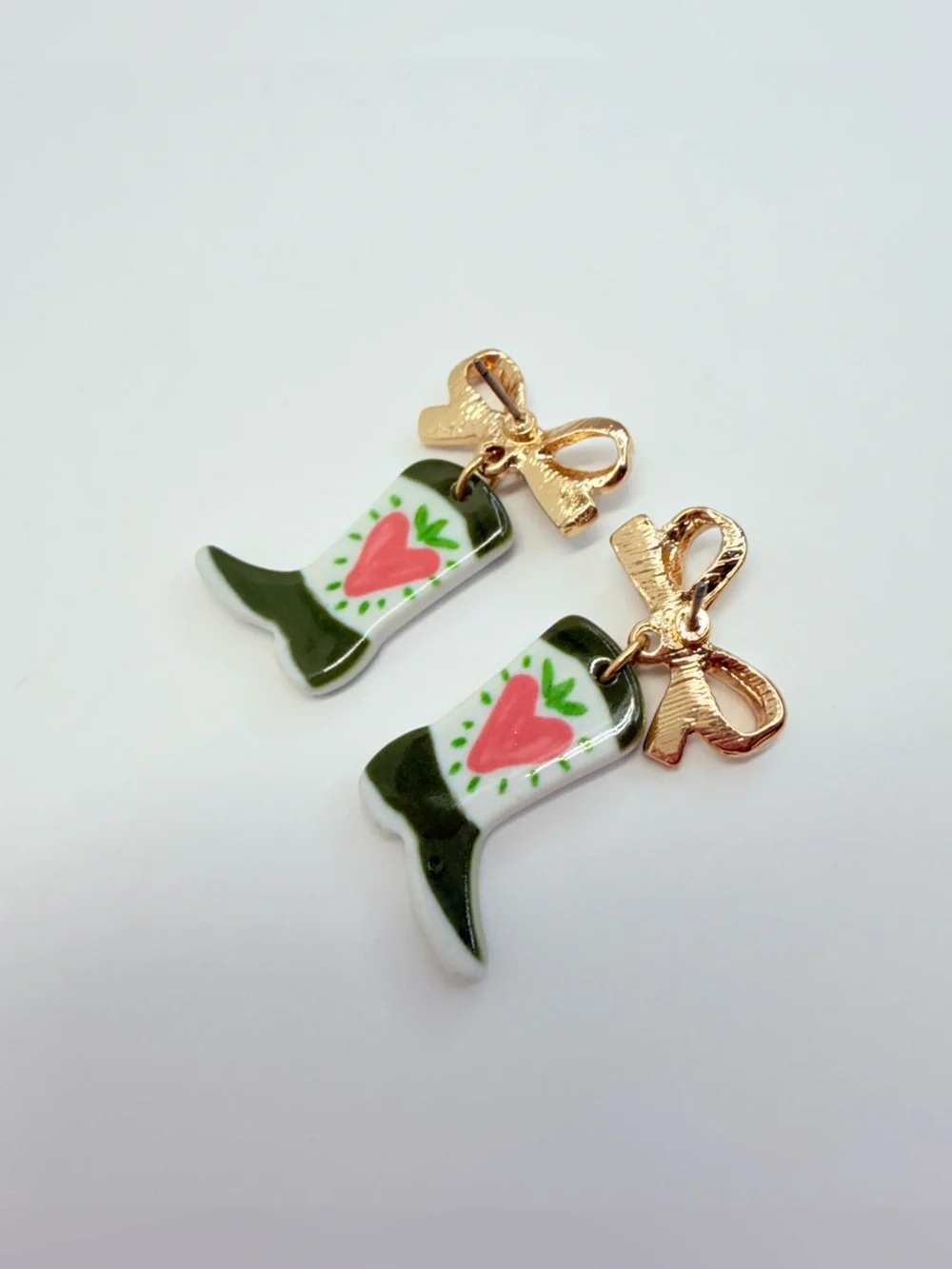 cowboy boot earrings with pink heart and green leaves #cowboy #western# ER0816